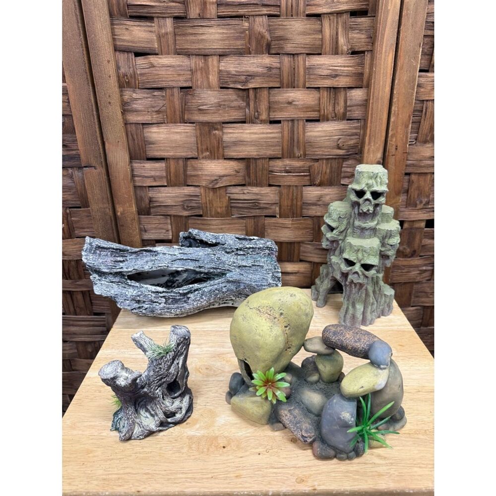 Aquarium Skull Rock and Plant Décor Set - Green and Gray
